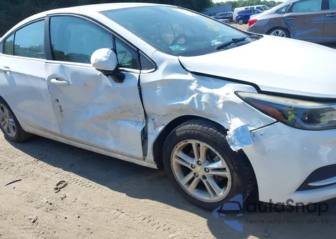 2018 Chevrolet Cruze Lt Auto z USA, uszkodzony, nr VIN 1G1BE5SM0J7103640